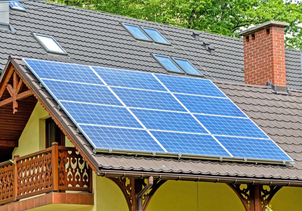 solar-panels-1477987_1280